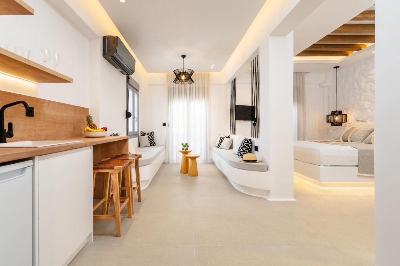 Elvirtus Suites Naxos City Exterior photo
